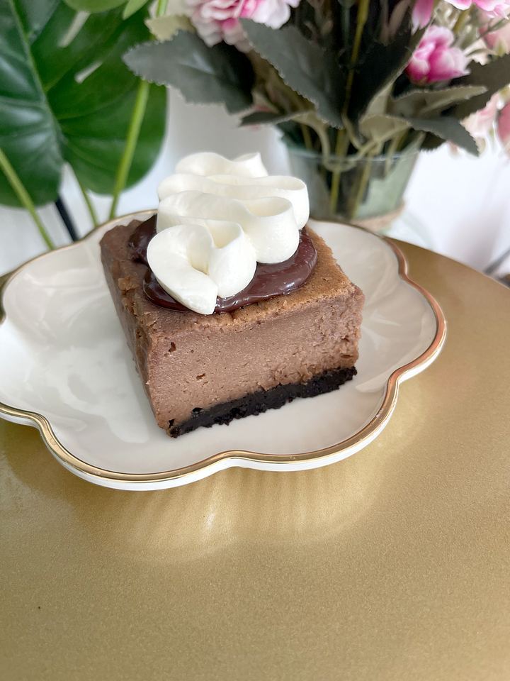 Slice of chocolate cheesecake in Playa del Carmen