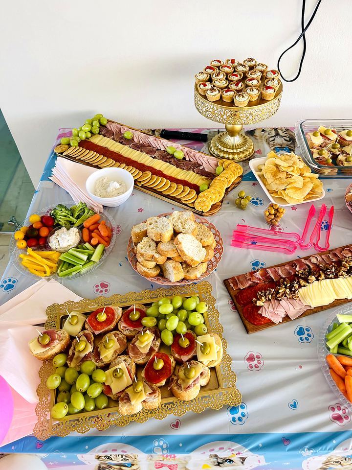 Canapé table and charcuterie boards for events in Playa del Carmen