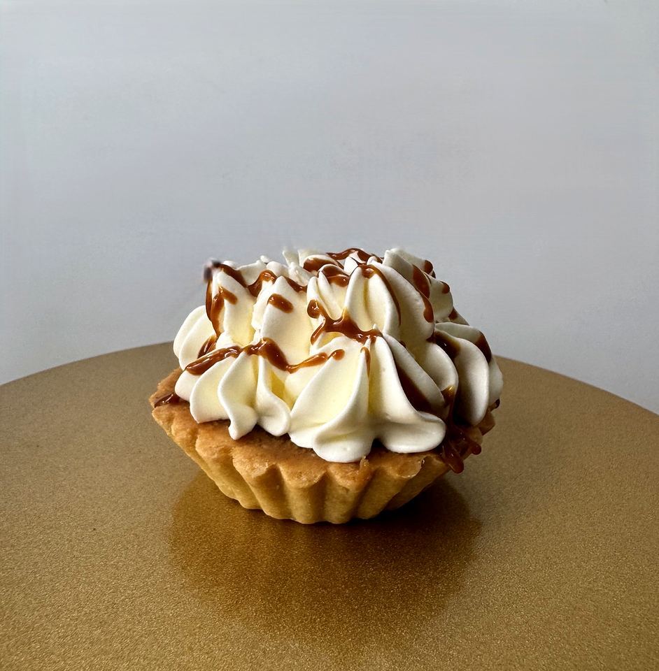 Tartlet with dulce de leche and chantilly cream in Playa del Carmen